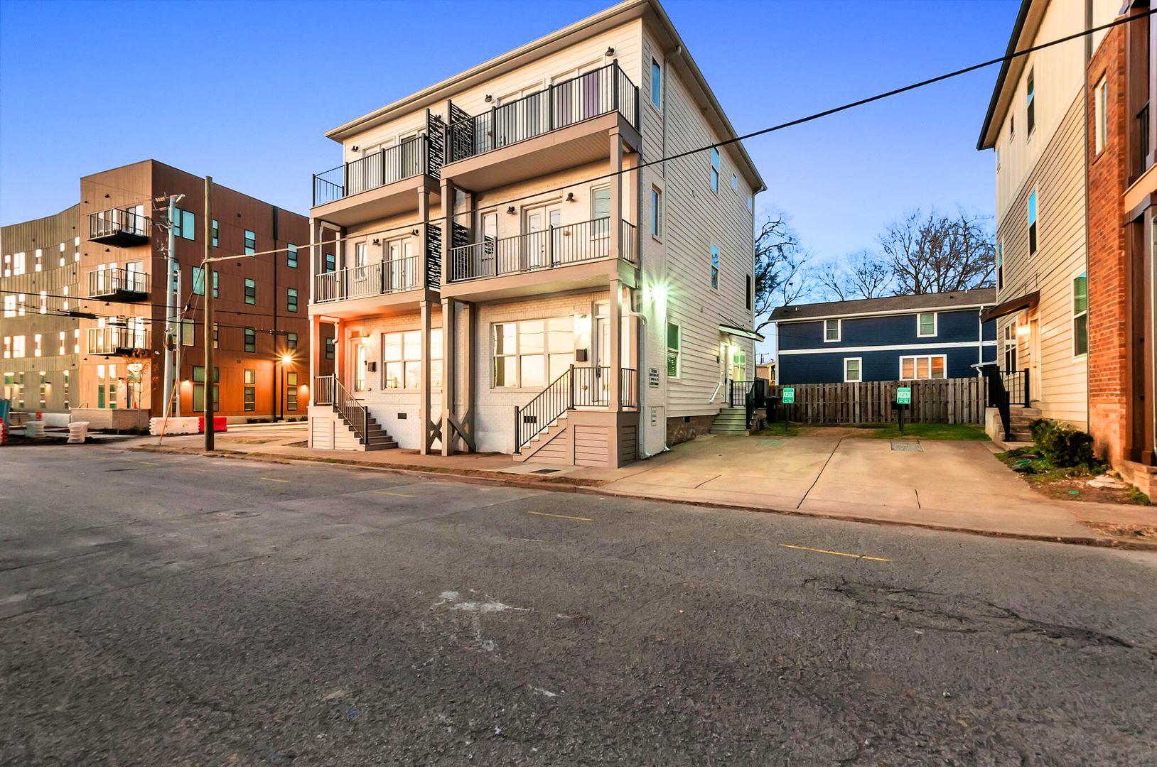 Nashville Townhome: 123 Berry St