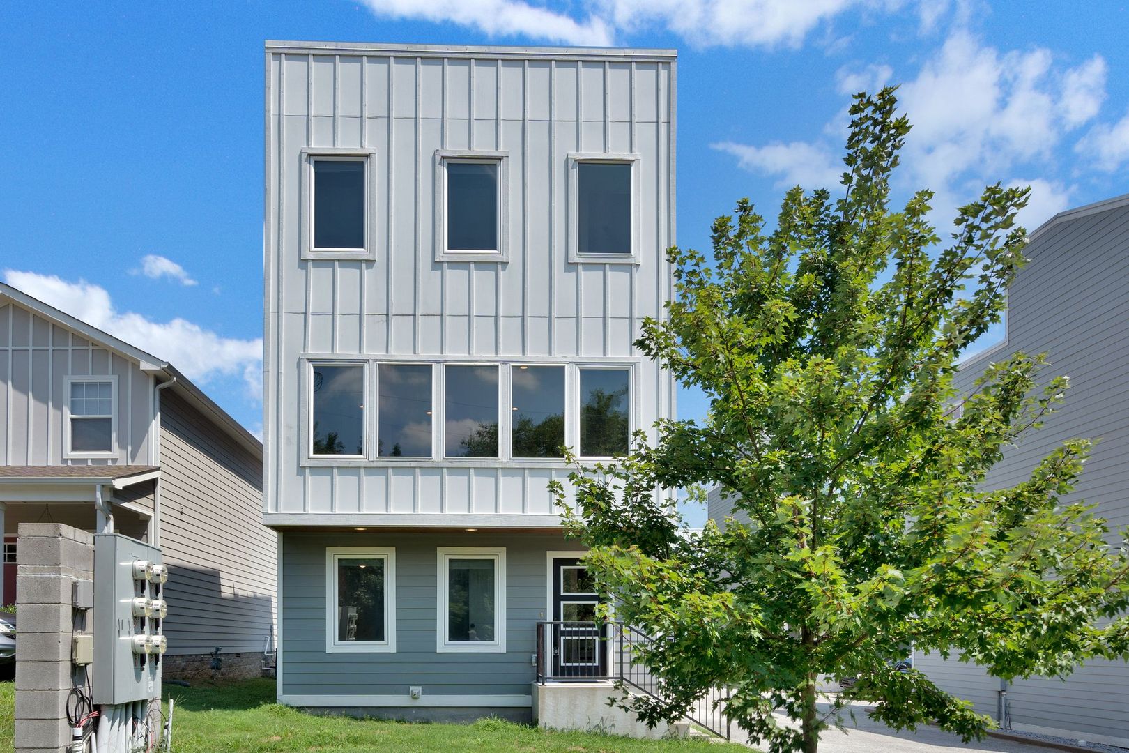 Nashville House: 1021A Elvira Ave