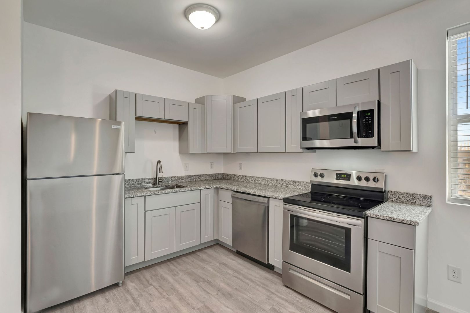 Madison Apartment: 265 E Old Hickory Blvd