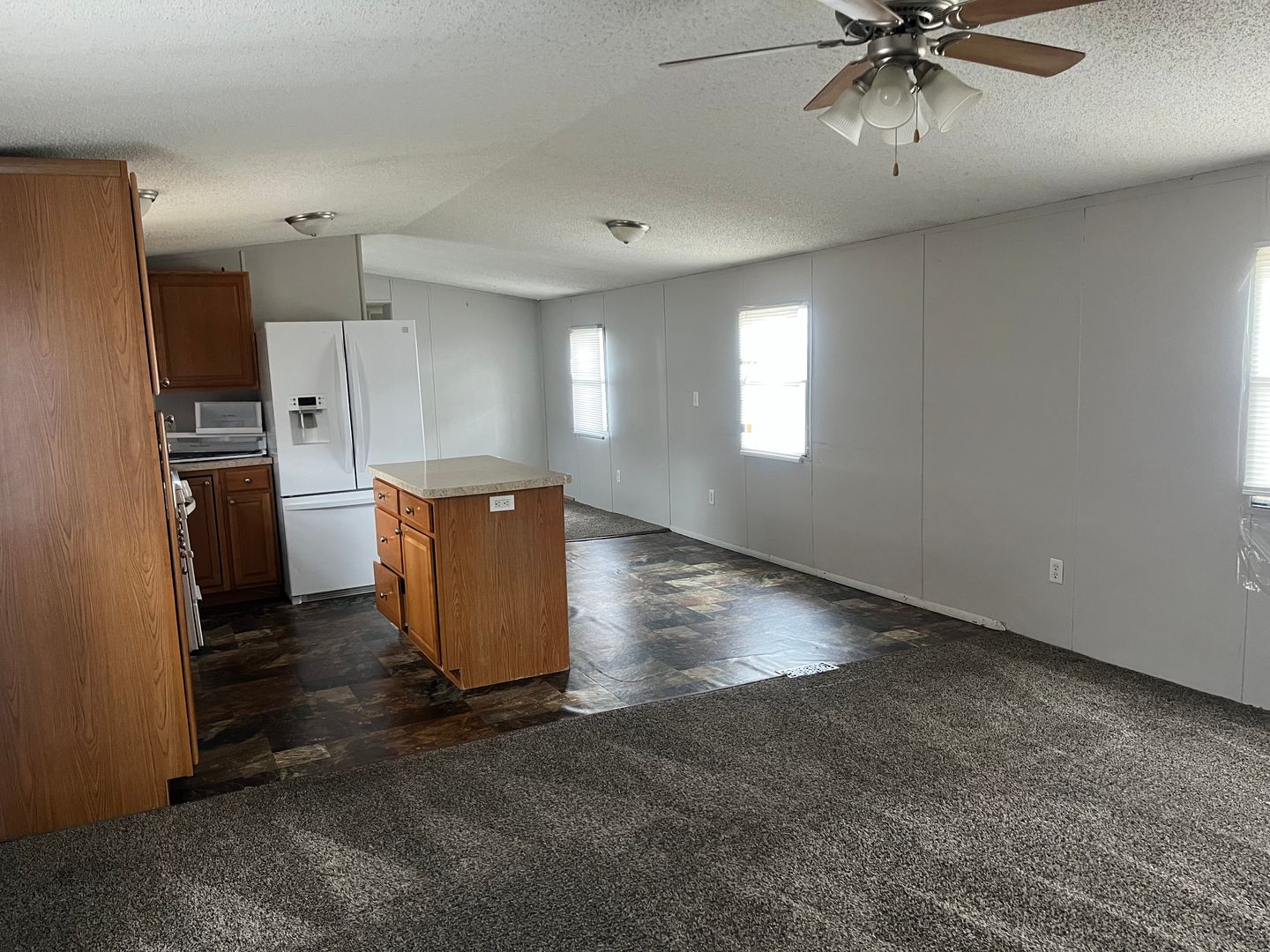 Perham Apartment: Pine Cone Park