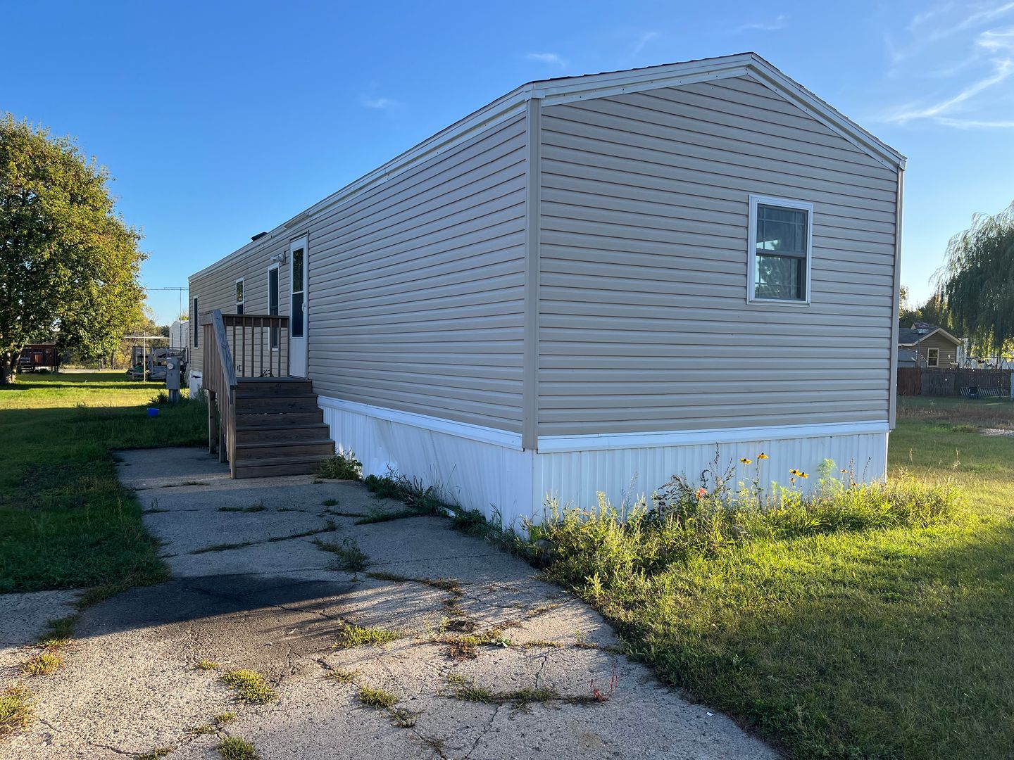 Detroit Lakes Apartment: 1220 8th St SE