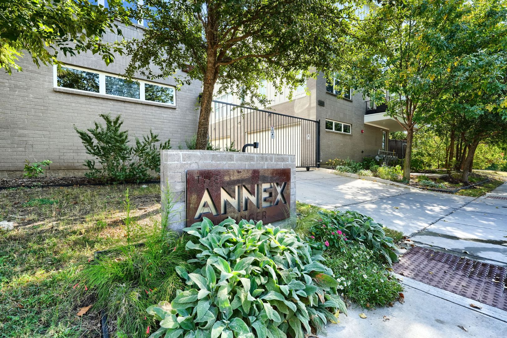 Dallas Condo: 4620 Munger Avenue