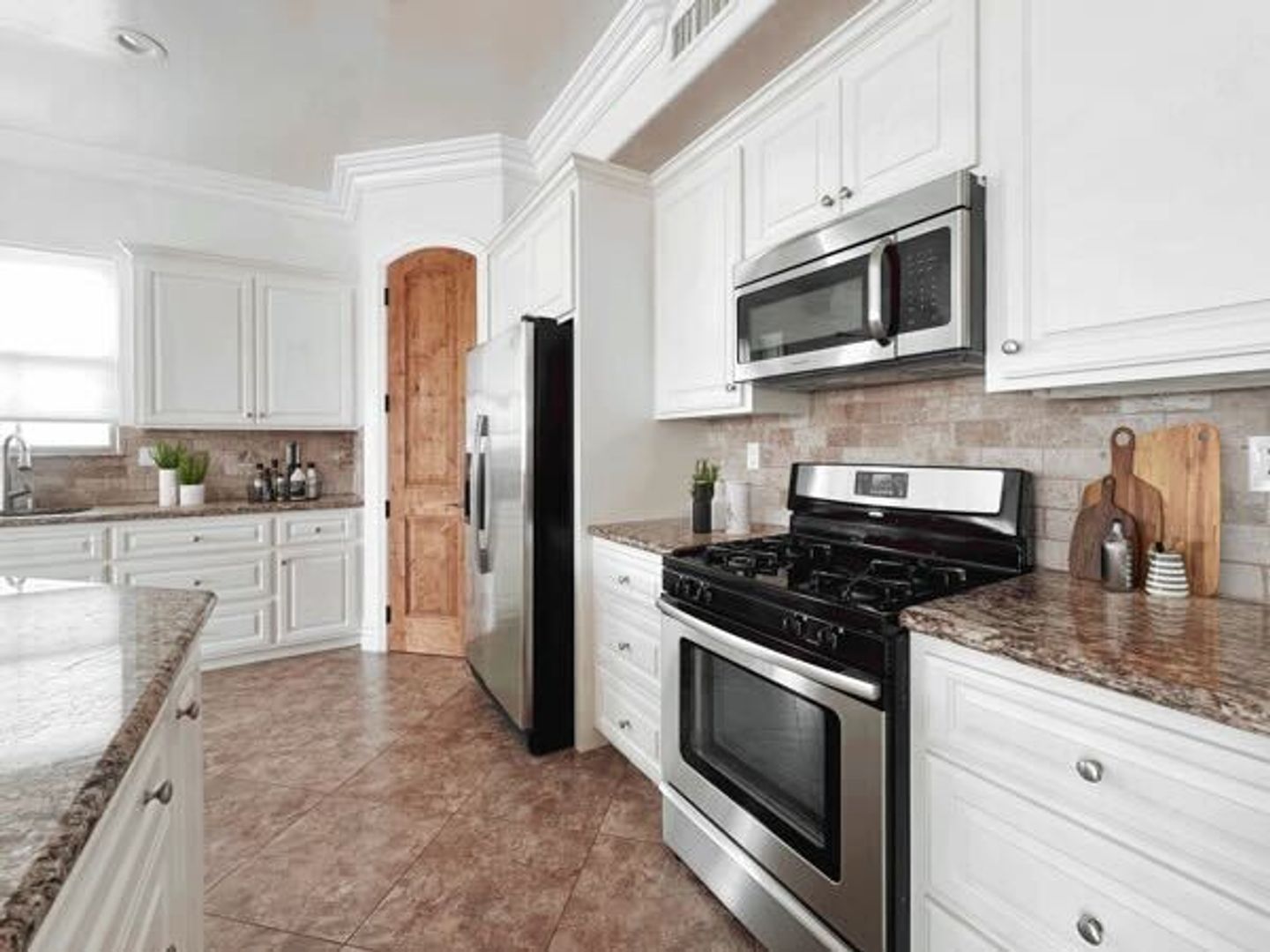 Carlsbad House: 1200 Oak Avenue