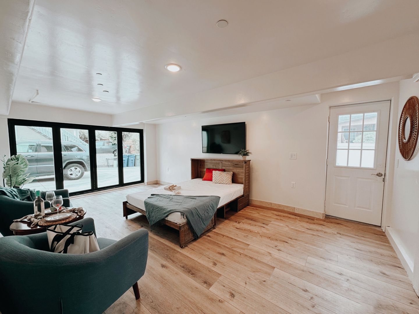 Encinitas Apartment: 249 N. Vulcan Ave