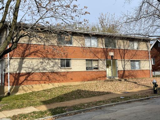 Recently updated 1 Bedroom/1 Bath with Vinyl Plank Flooring throughout – photo 1