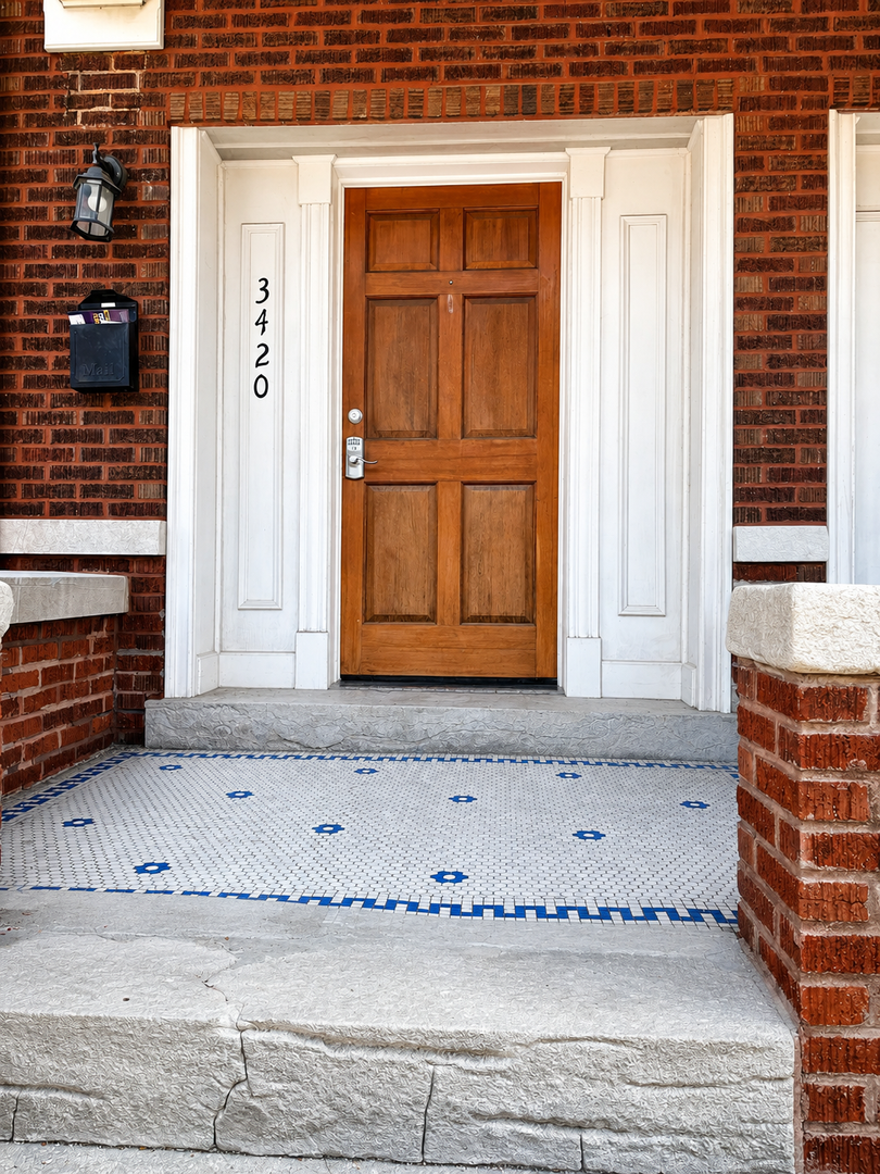 St. Louis Apartment: 3420 Virginia Ave.