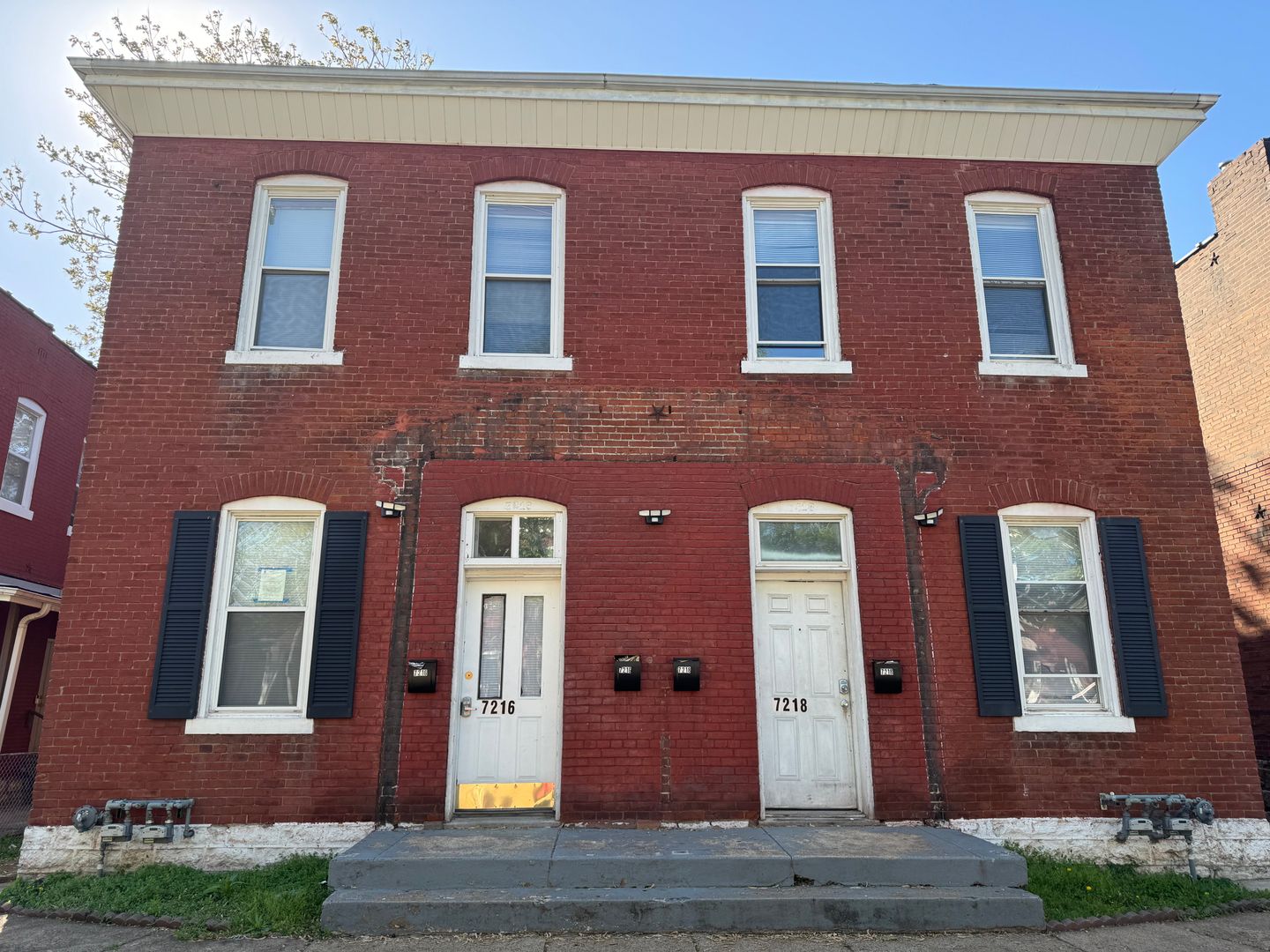 St. Louis Apartment: 7216-7218 Pennsylvania Ave.