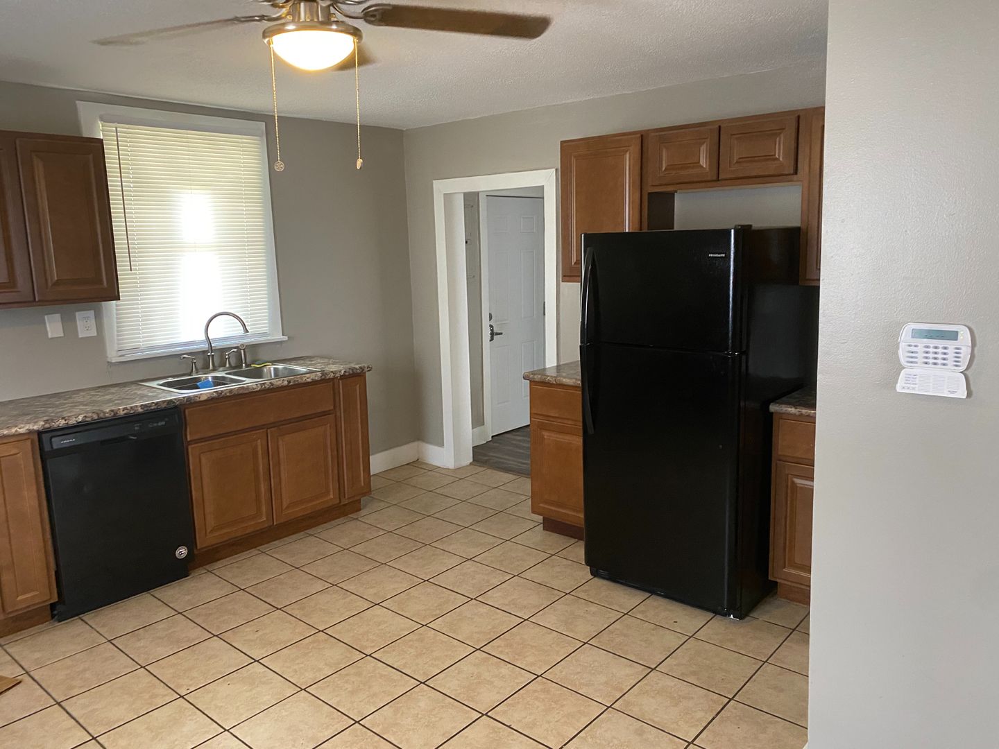 St. Louis Apartment: 7004-06 Minnesota Ave.