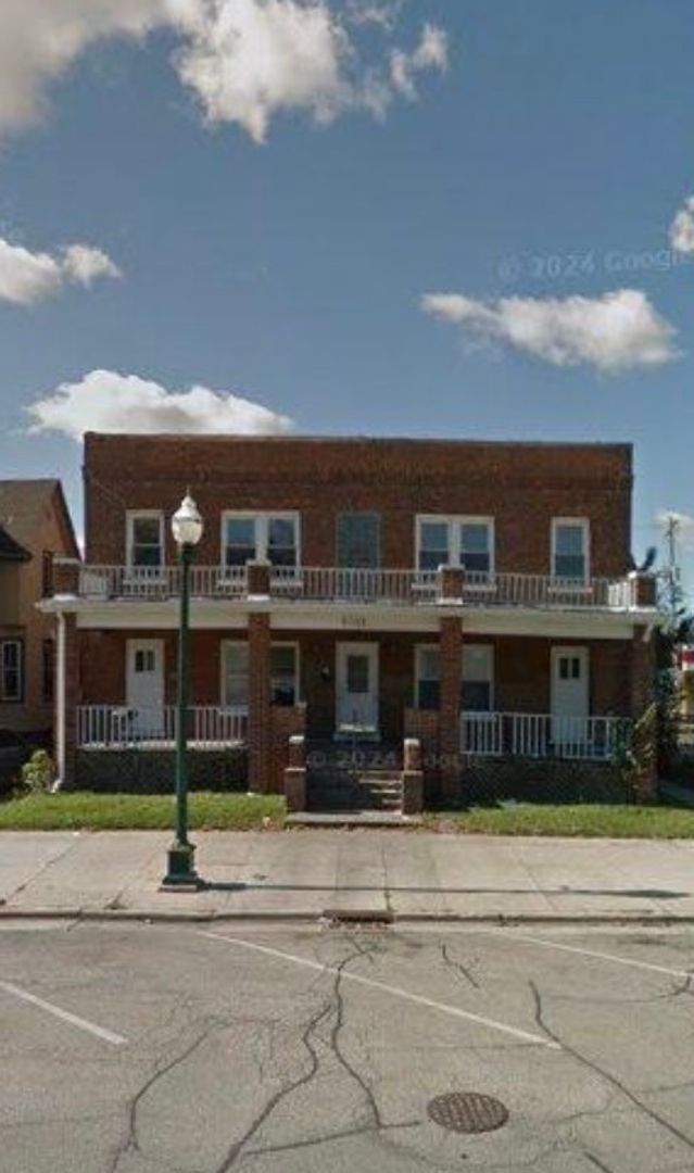 Kenosha Apartment: 6018 22nd Ave