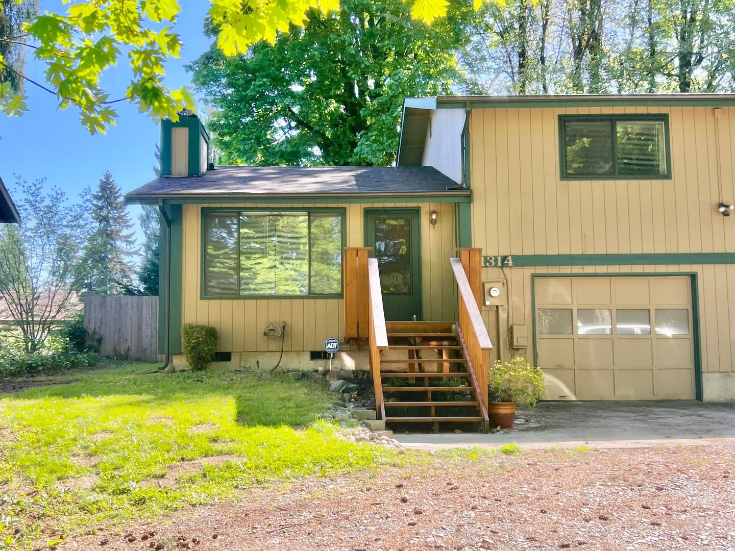 Olympia House: 1314 Quince St NE