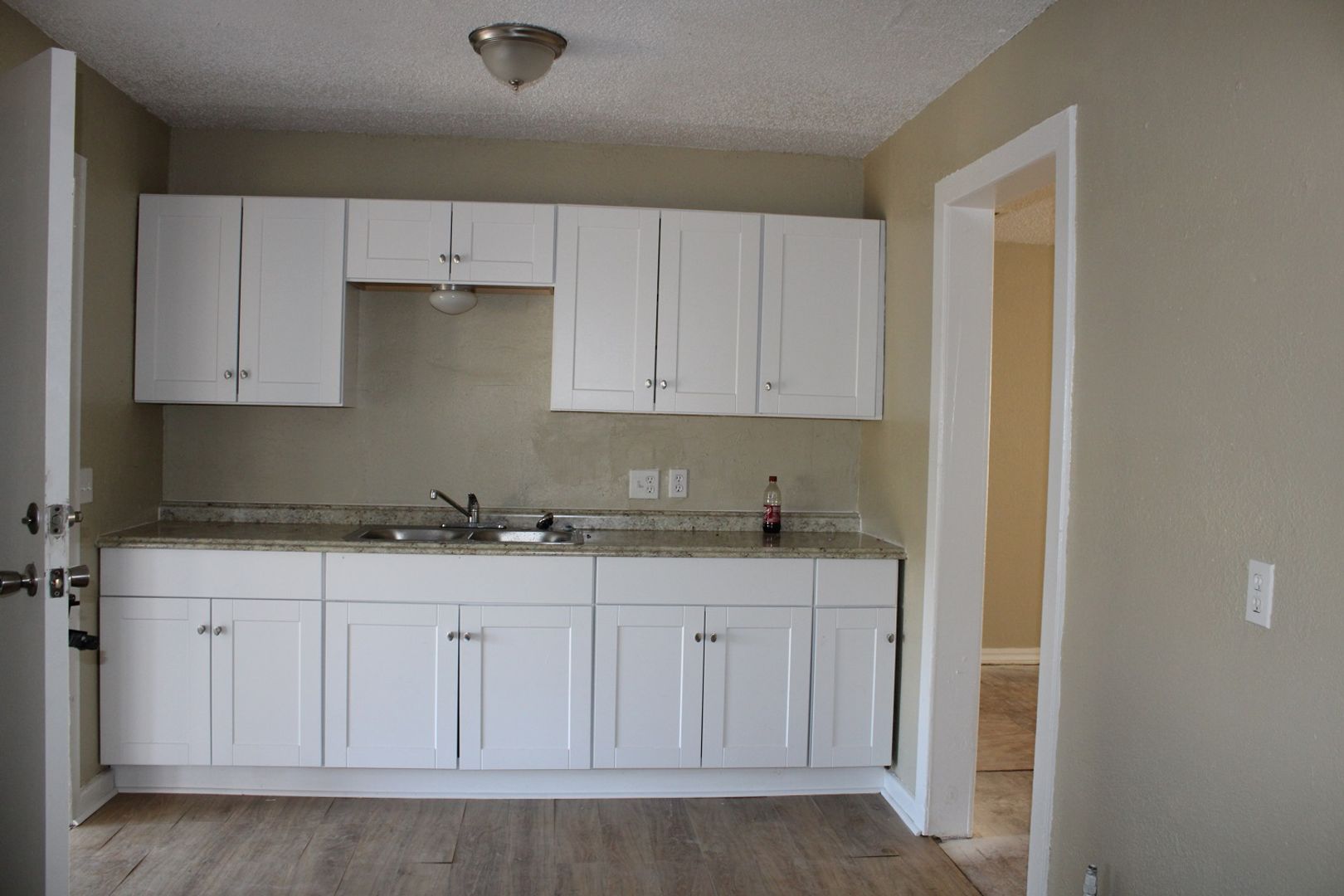 Midwest City House: 201 W Fairchild Dr