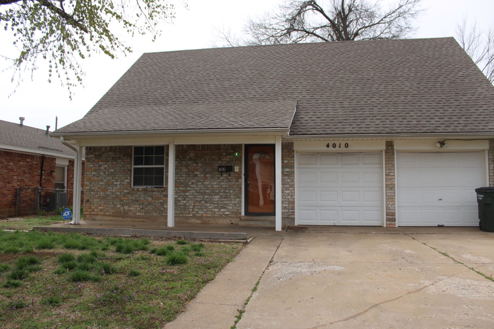 Del City House: 4010 SE 14th Place