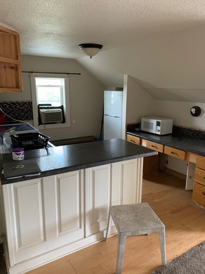 Top Floor Efficiency Unit