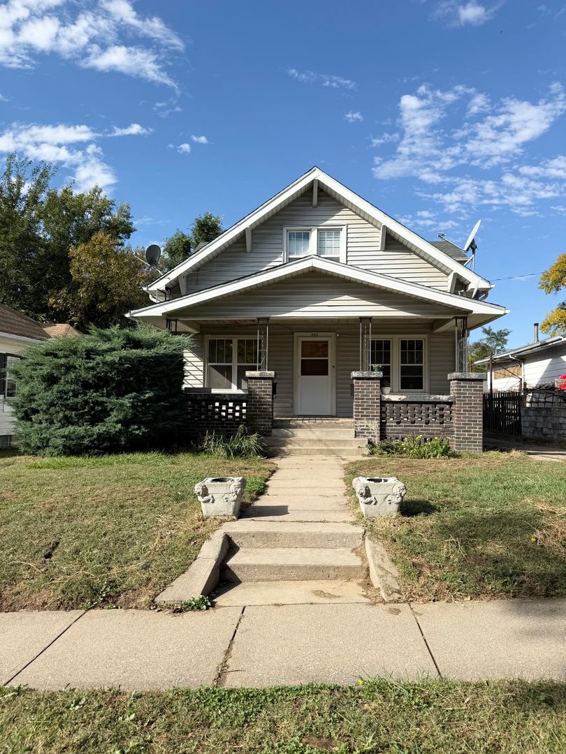 Sioux City Apartment: 707 S Fairmount