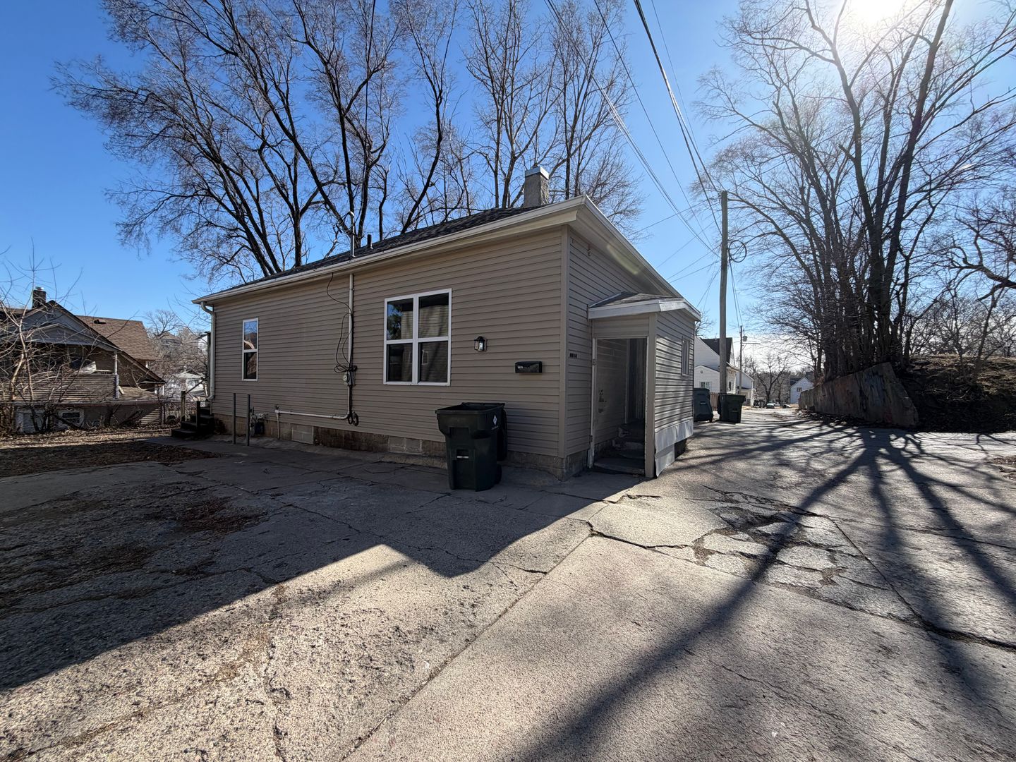 Sioux City House: 1815 ½ Virginia St