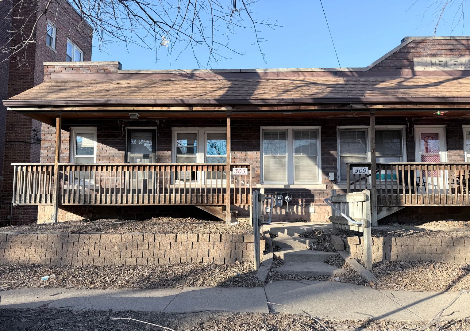 Sioux City Apartment: 305 21st Street