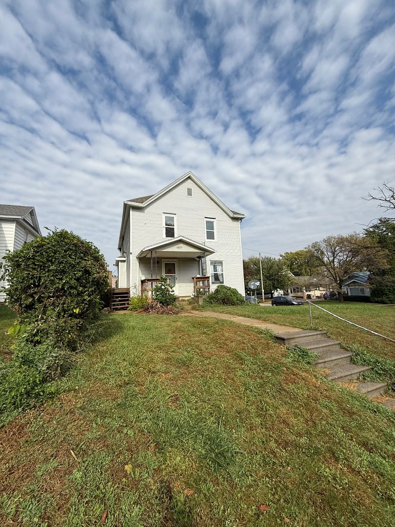 Sioux City Apartment: 3823 Ridge Ave