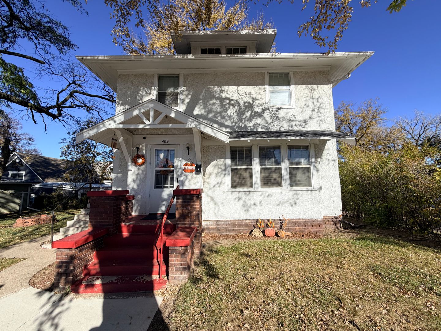 Sioux City Apartment: 409 29th St