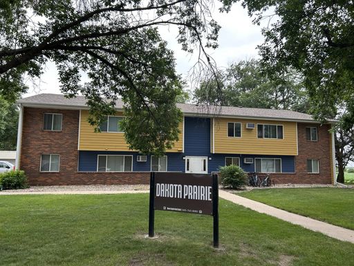 2 bed 1 bath apt in Beresford $795