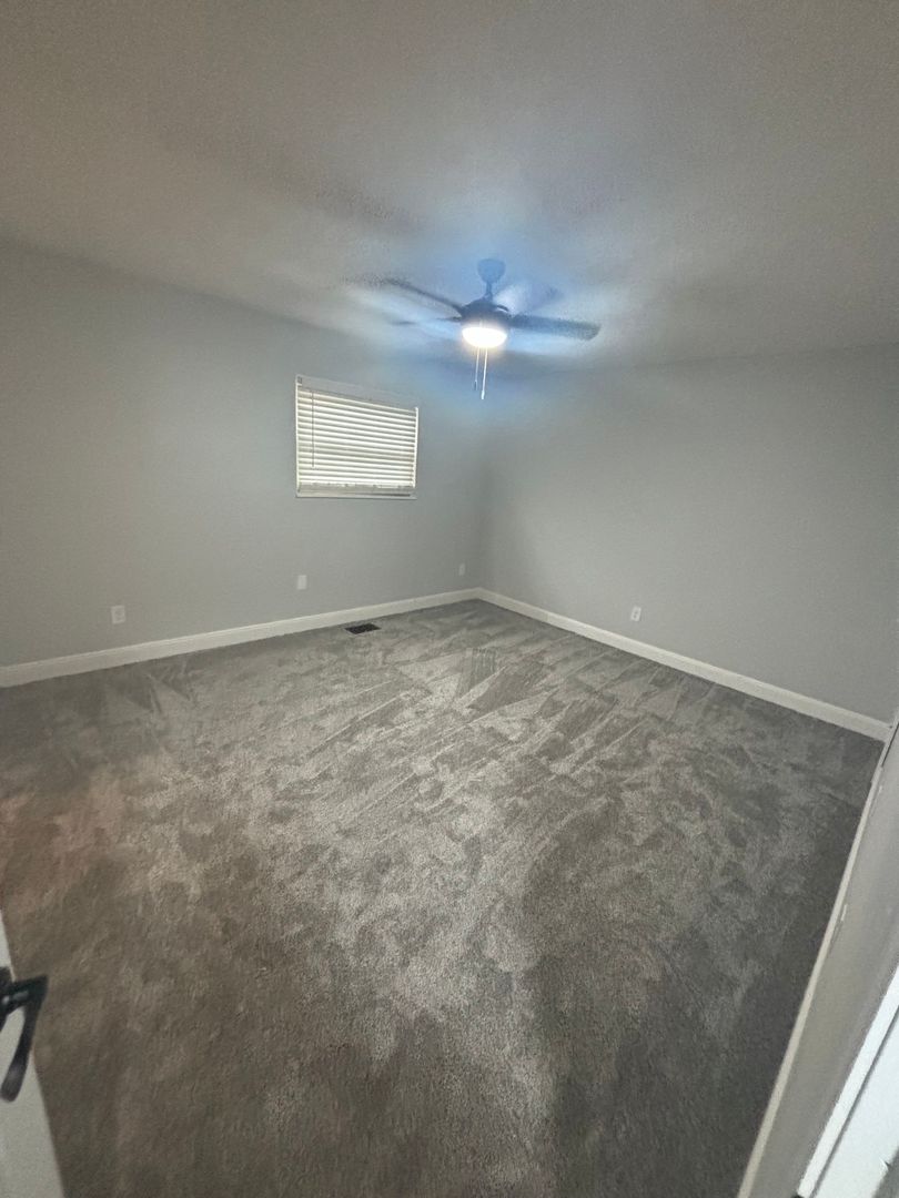 Columbus Townhome: 3208 Summerhill Lane