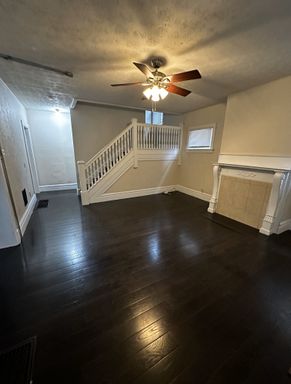 1634 Summit St – photo 1