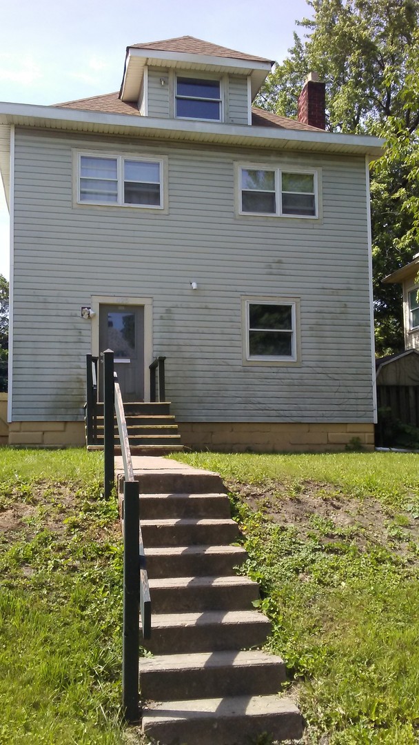 Columbus House: 425 E 16th Ave