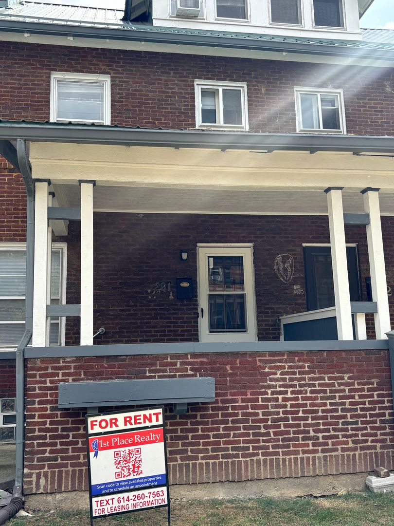Columbus Apartment: 289-295 E 18th
