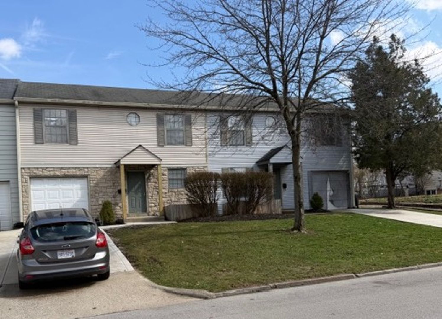 Columbus Apartment: 1580 Doten