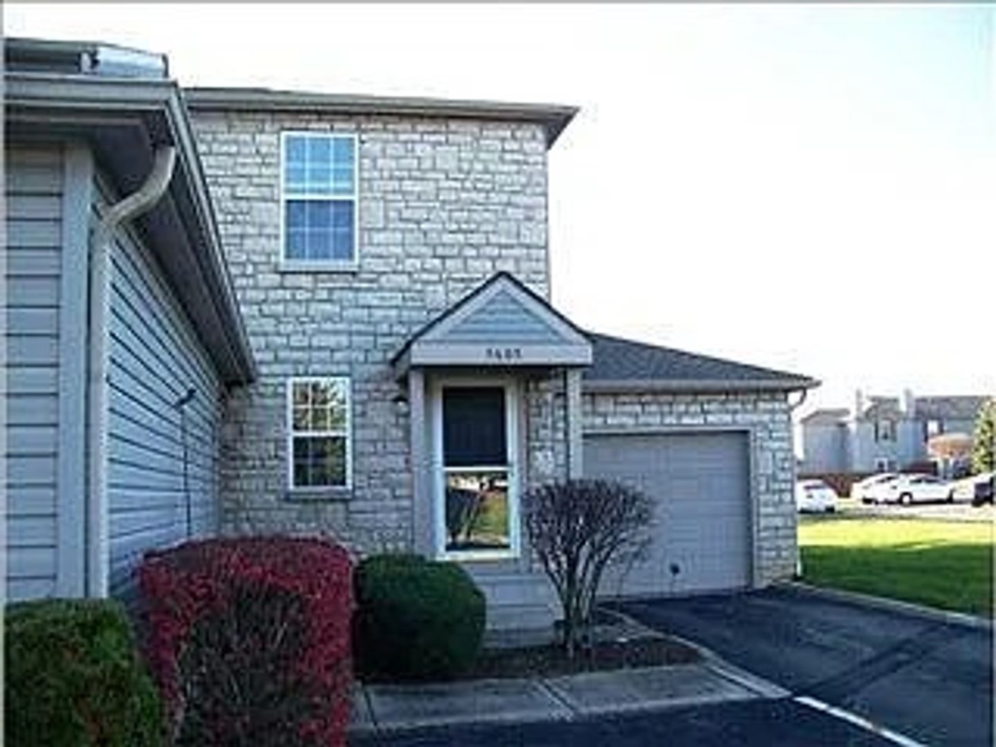 Columbus Condo: 5685 Barney Lane