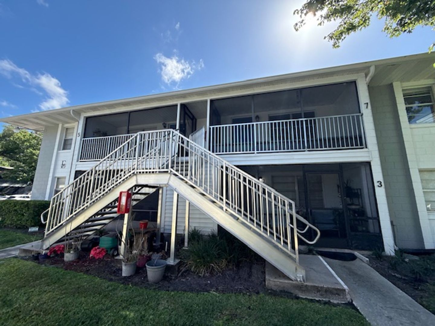 Sanford Condo: 700 E Airport Blvd E7