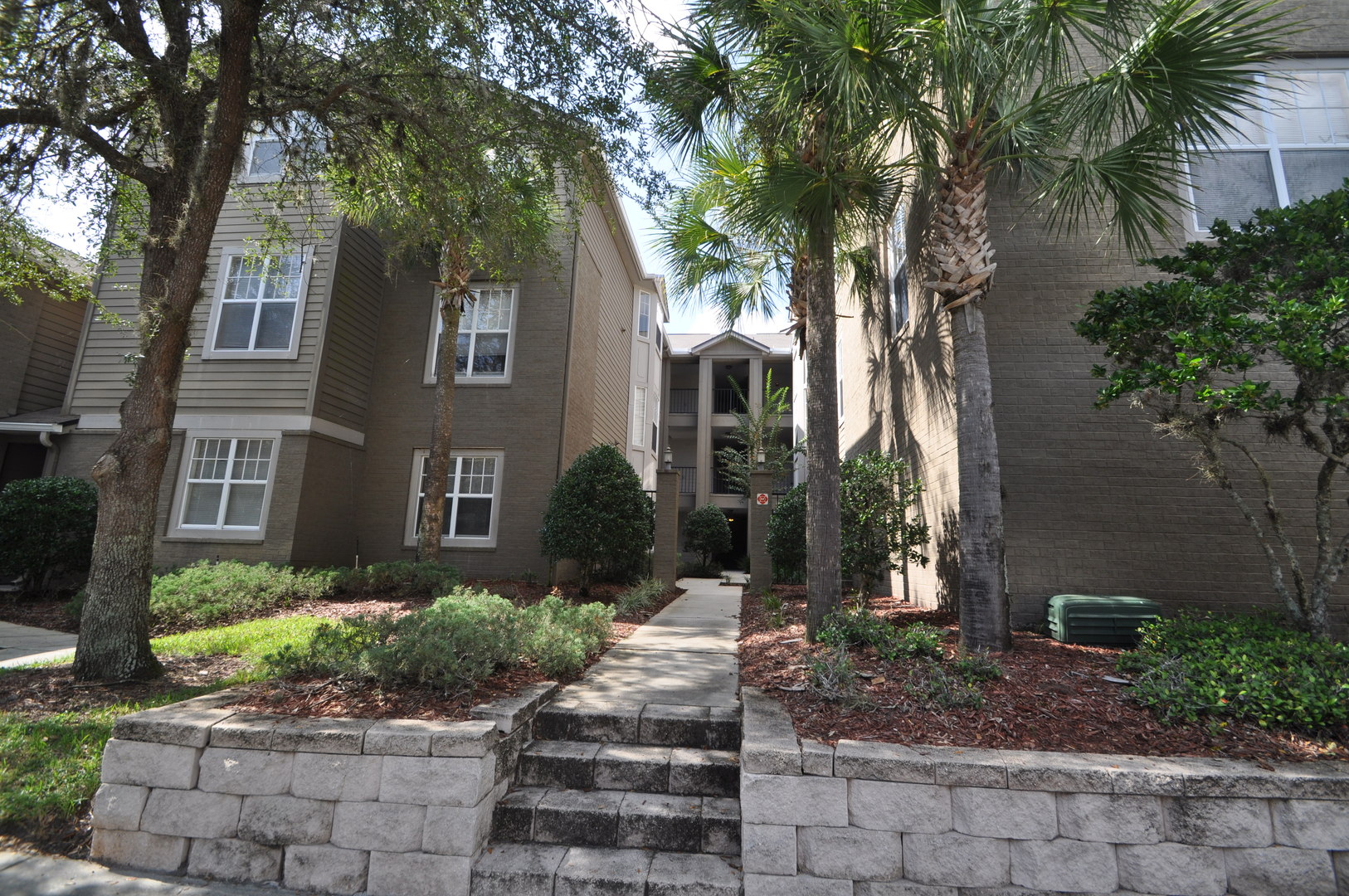 Longwood Condo: 408 Summit Ridge Place #316