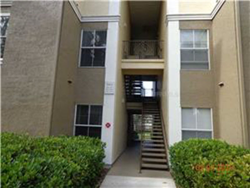 Riverview Condo: 5811 Legacy Crescent #202