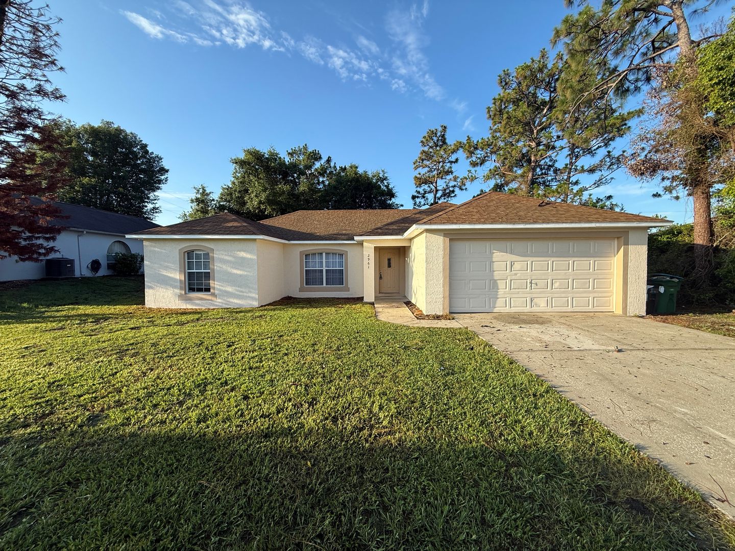 Deltona House: 2961 Newmark Dr