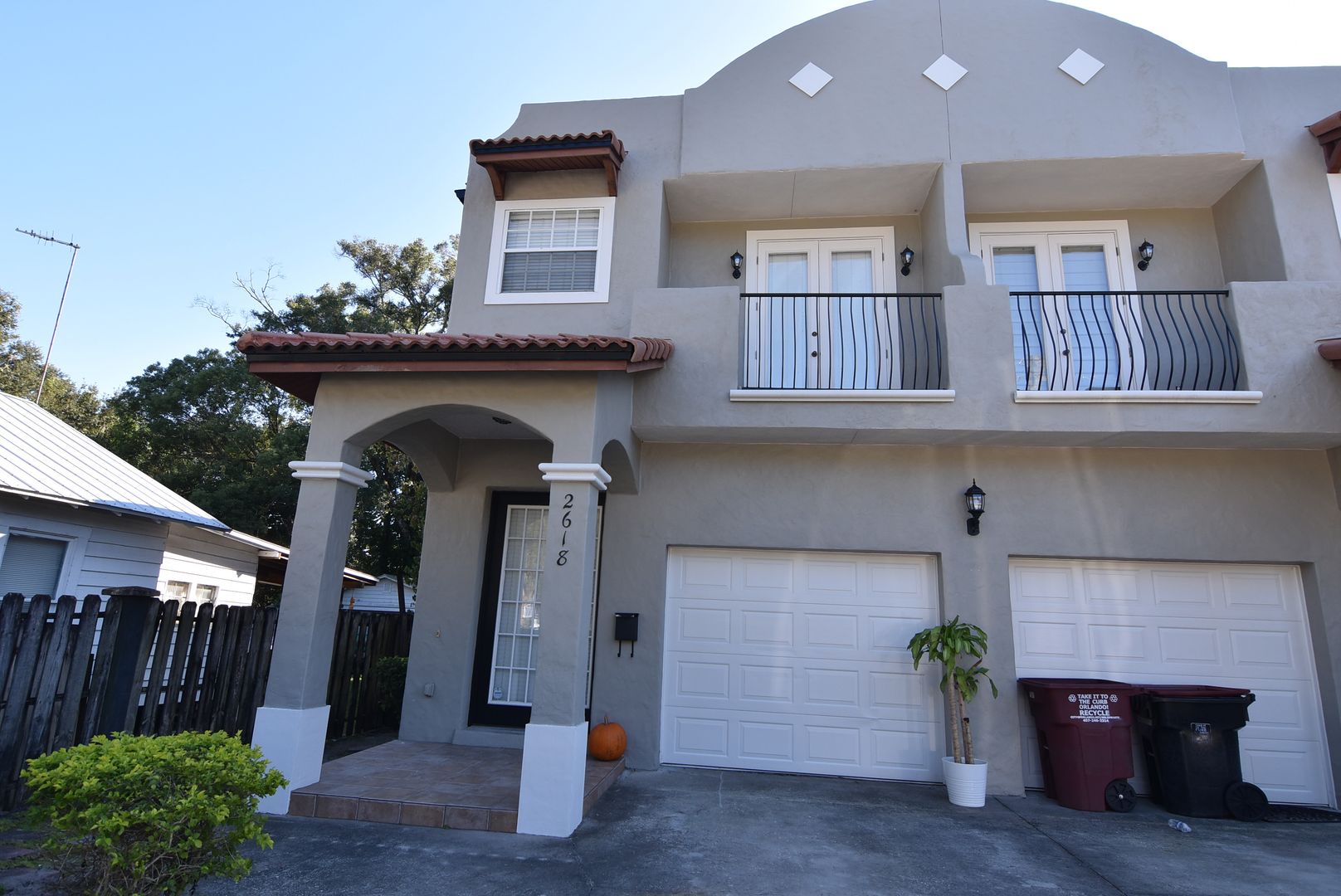 Orlando Townhome: 2618 E Central Blvd