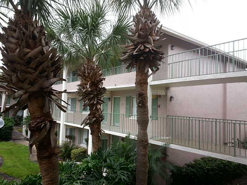 Altamonte Springs Condo: 122 Waterfront Way #370