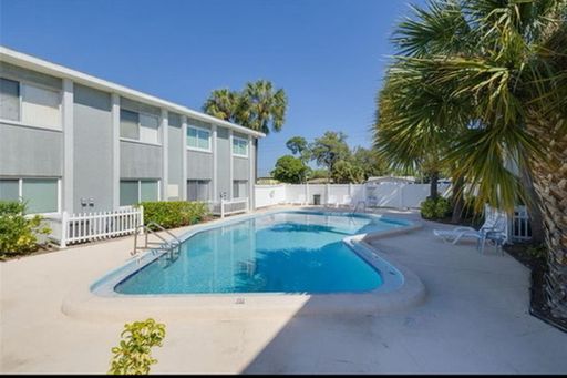 2 Bed/1 Bath, 2nd floor condo at Parklane Condos AVAILABLE NOW! – photo 1