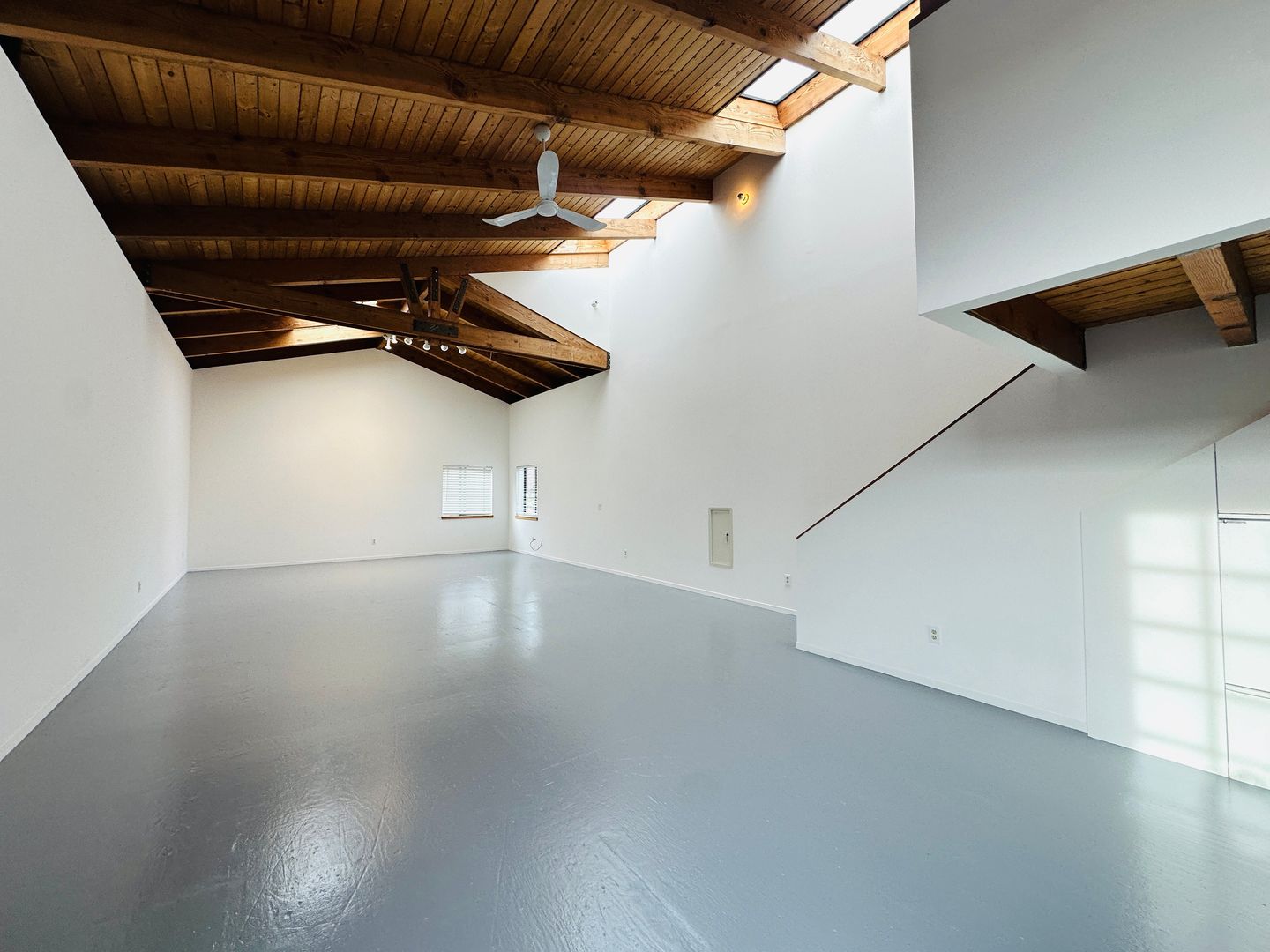 Oakland Apartment: 1533 5th St