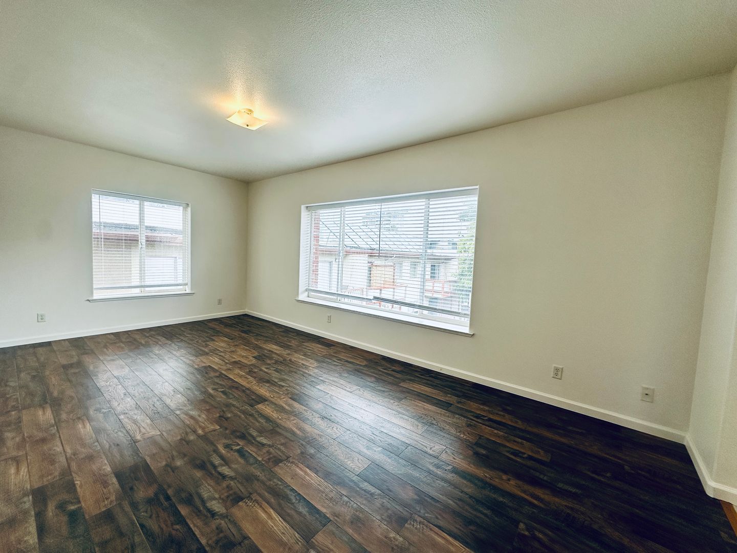 Oakland Apartment: 1502 Jackson St