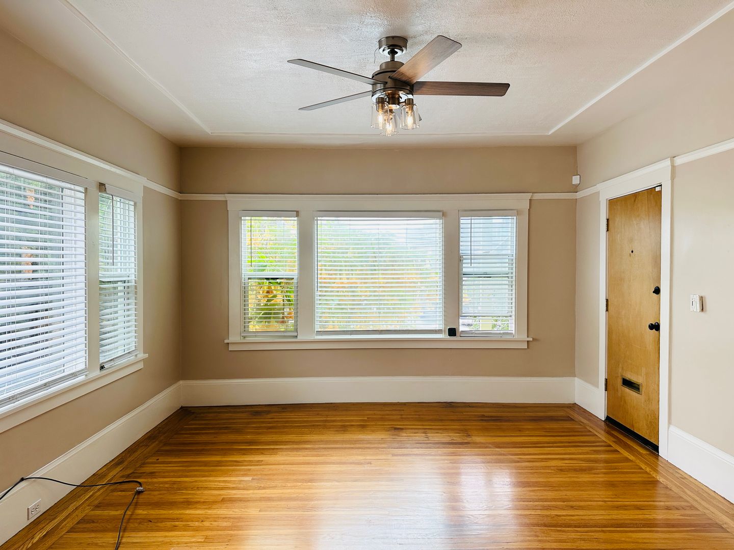 Oakland Apartment: 287-295 Hanover Ave