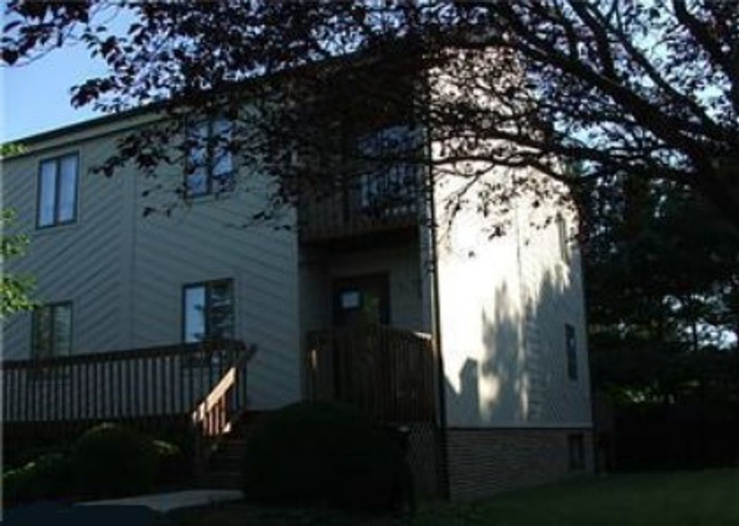 Dover House: 91 Chatham Court