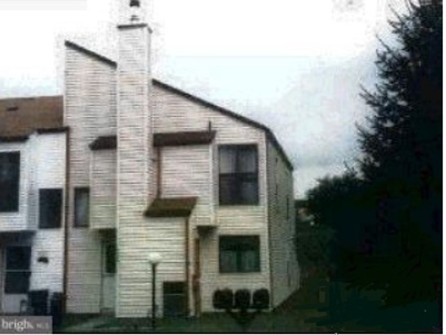 Dover House: 3002 Generals Way