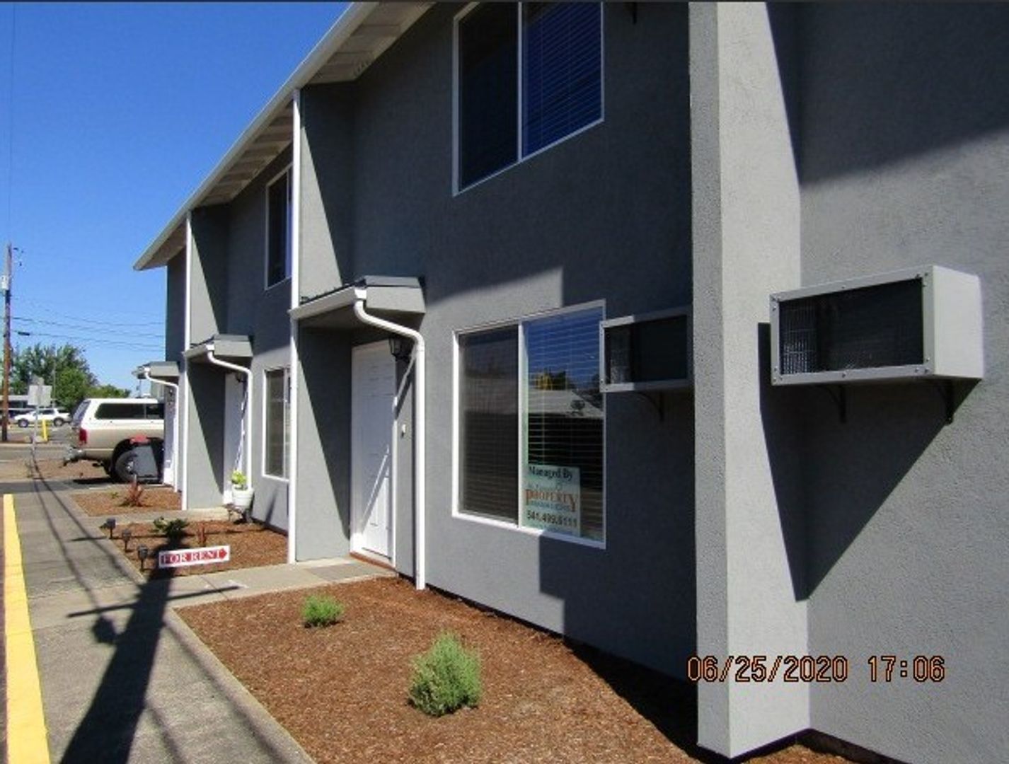 Central Point Apartment: 50 S. 9th Street