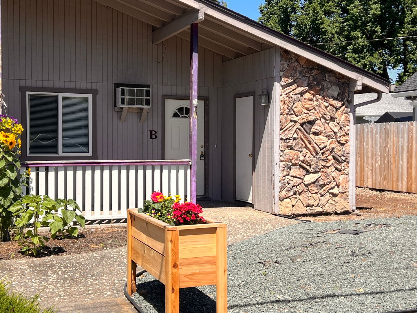 Medford Apartment: 302 Boardman St