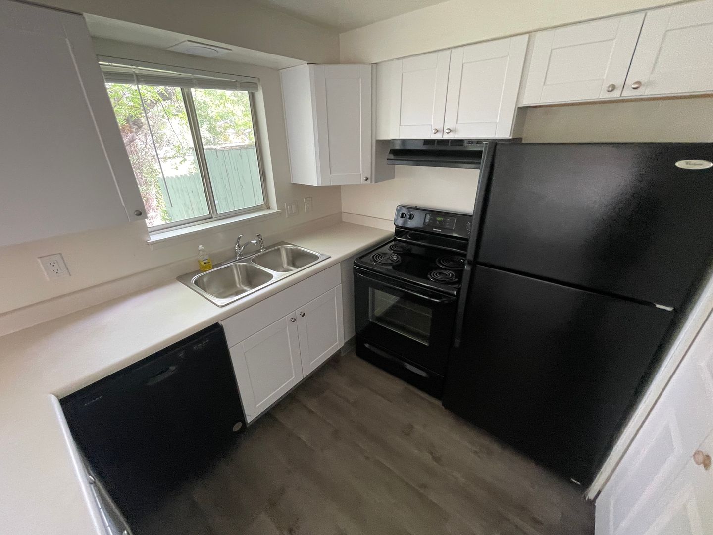 Medford Apartment: 2121 E. Barnett Unit