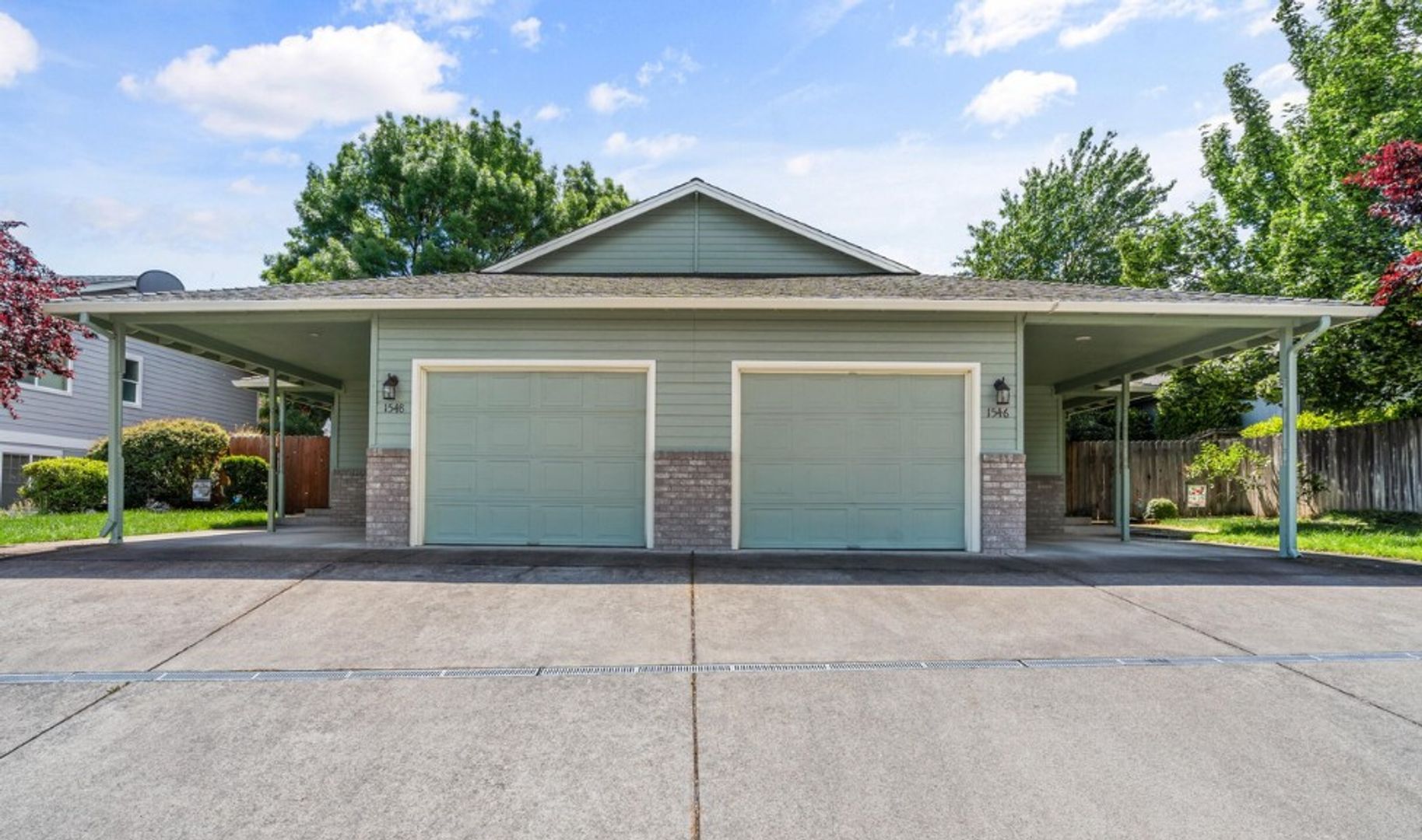 Medford Multiplex: 1546 & 1548 Skyhawk Ridge