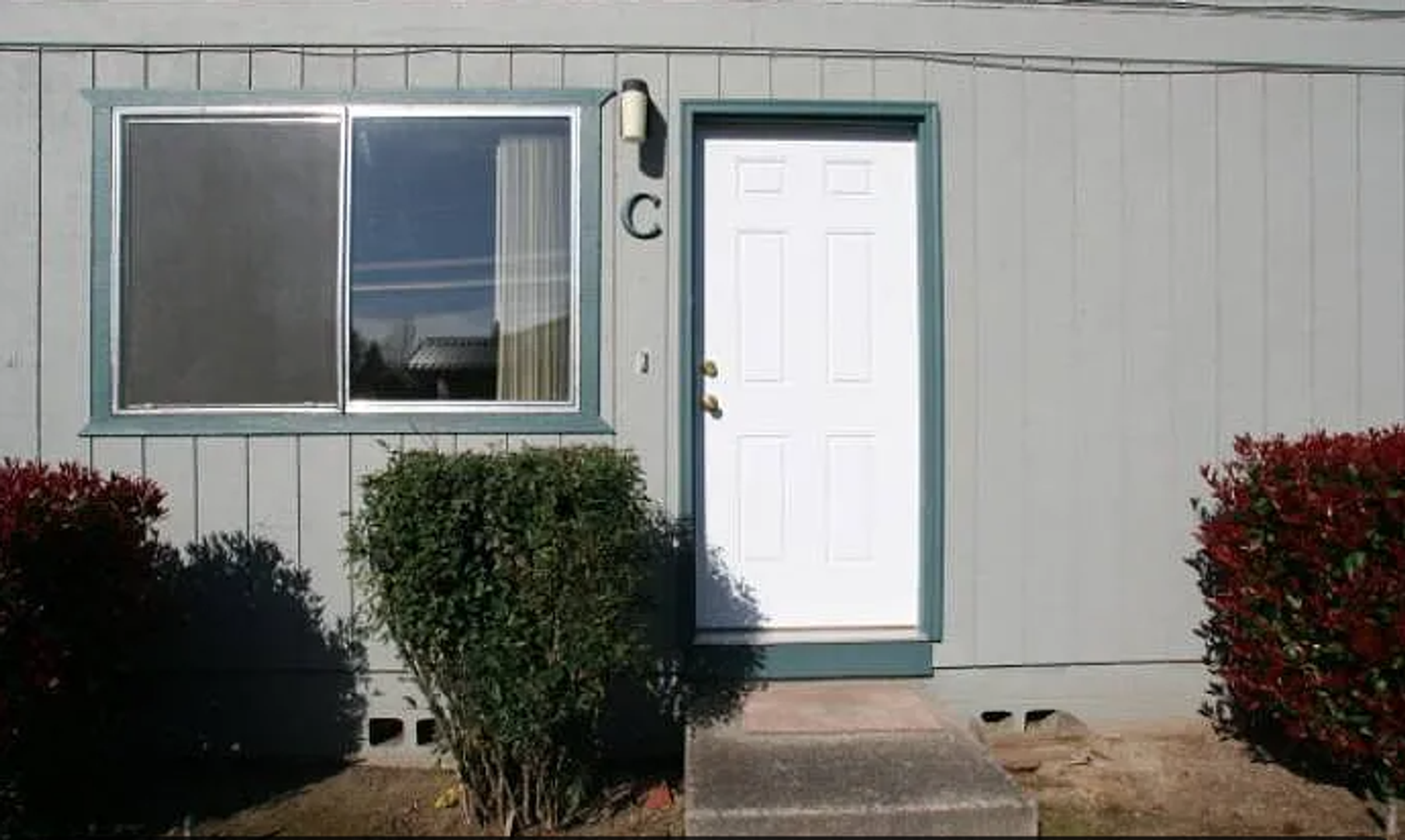 Medford Apartment: 2115 E. Barnett Rd.