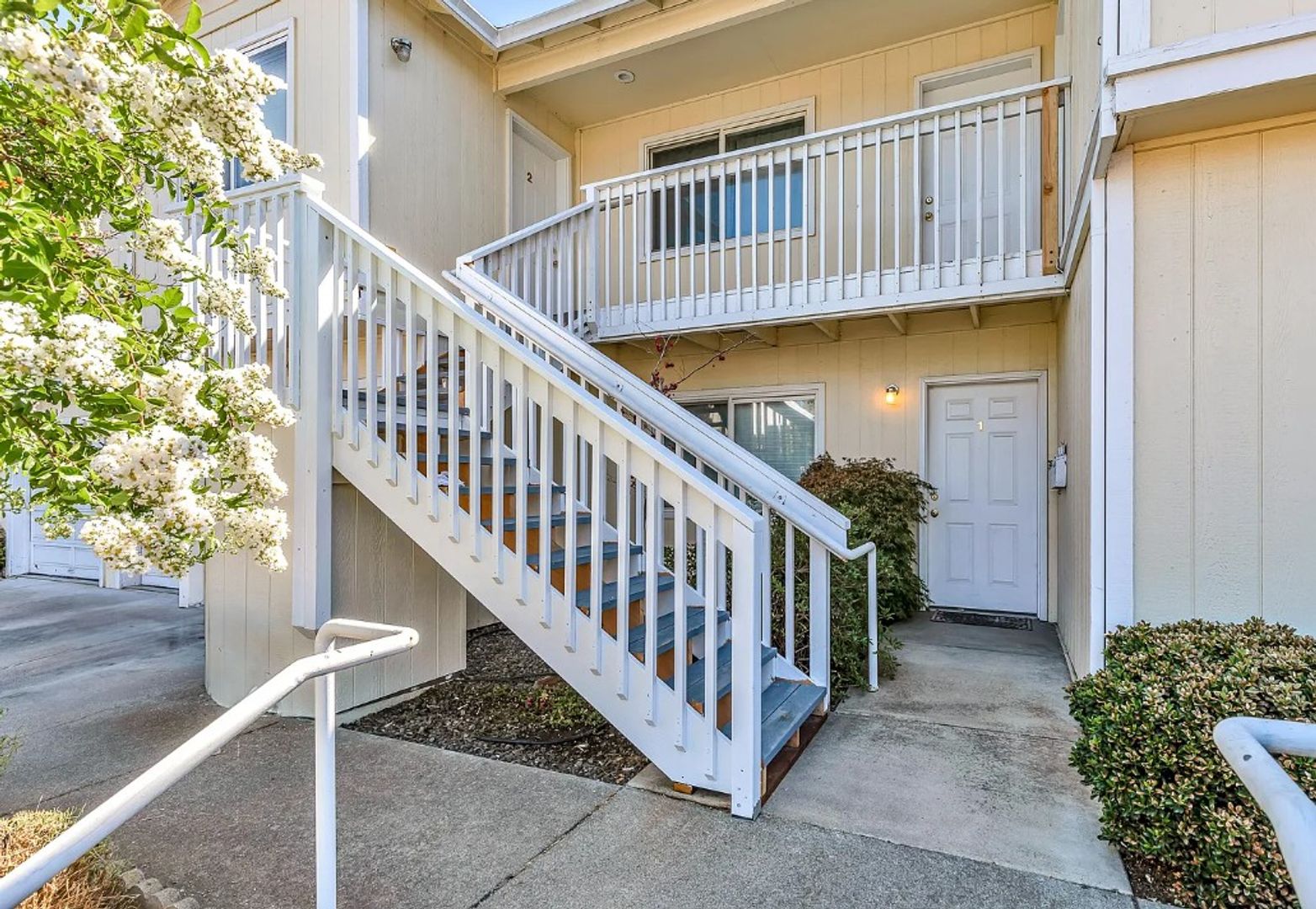 Medford Apartment: 103 Hamilton St