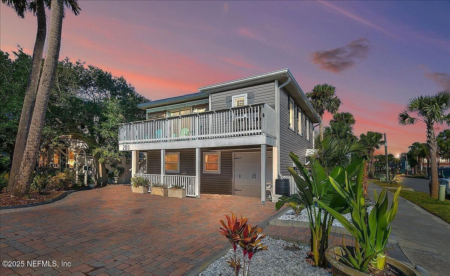 Neptune Beach House: 200 Walnut Street