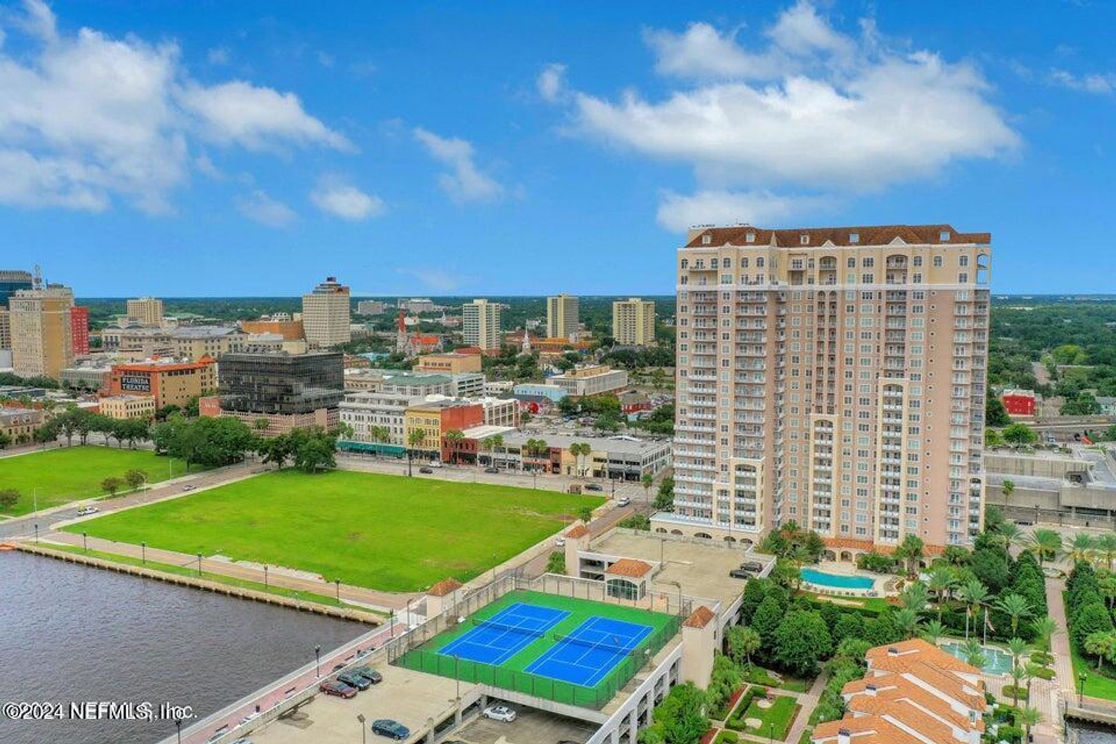 Jacksonville Condo: 400 E BAY Street