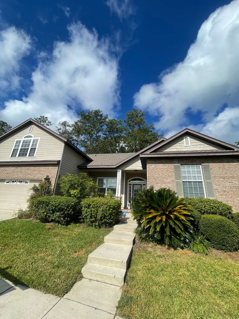 Gainesville House: 2244 Northwest 101st Street